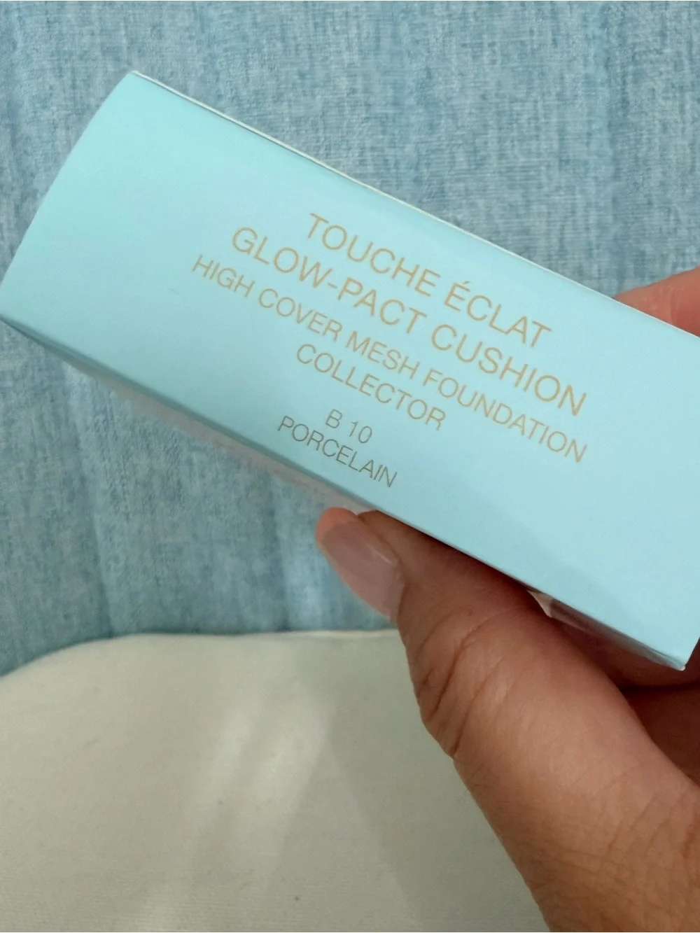 YVES SAINT LAURENT Touche Eclat Glow-Pact Cushion 12g [LOVE Collection 2025] B10